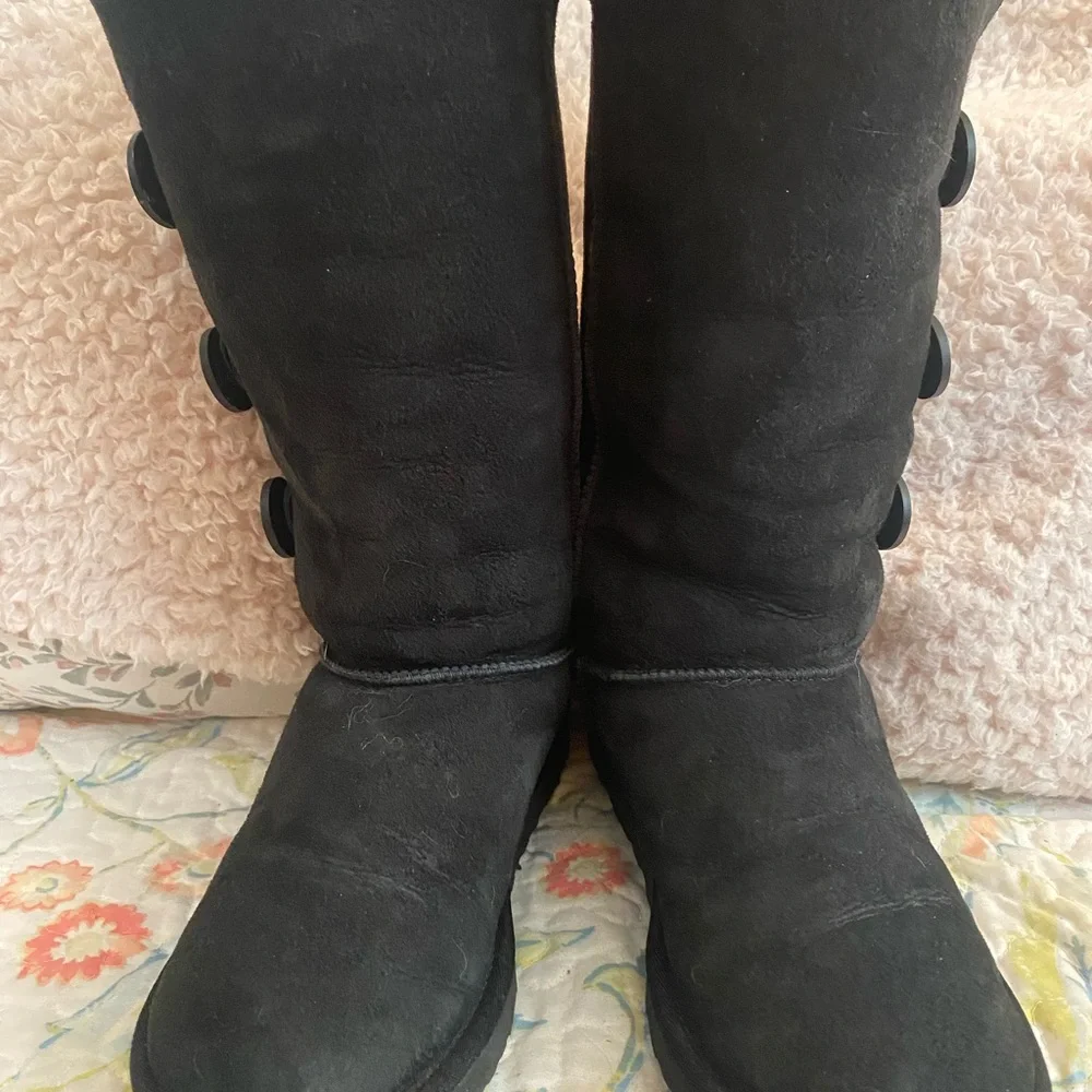 UGG Black Winter Boots Tall Slip-On Design